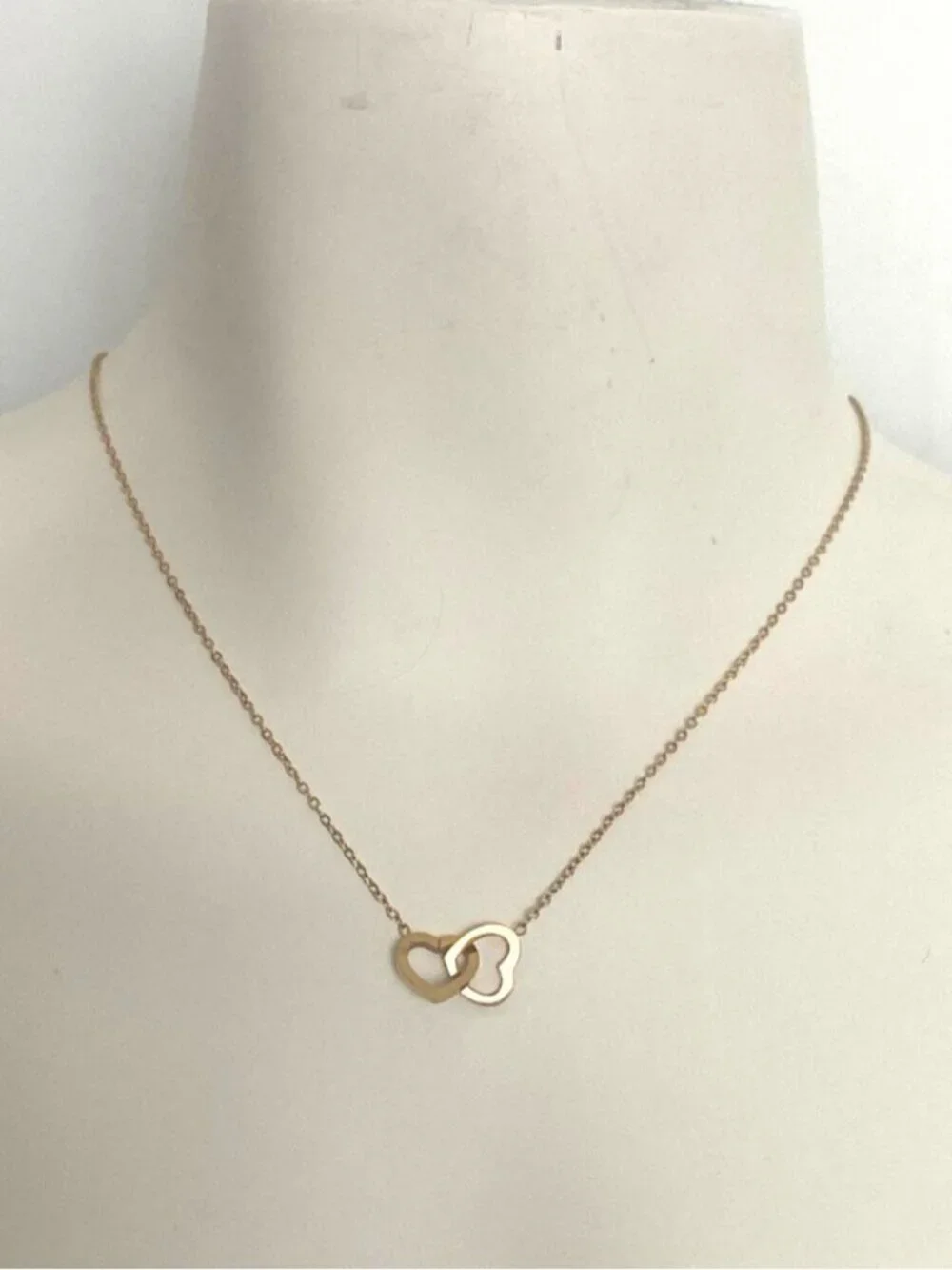 Gold Interlocking Hearts Pendant Necklace 18K Gold PVD Finish Hypoallergenic NEW
